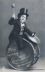 alte Geburtstagskarte Junge Trommel 1918